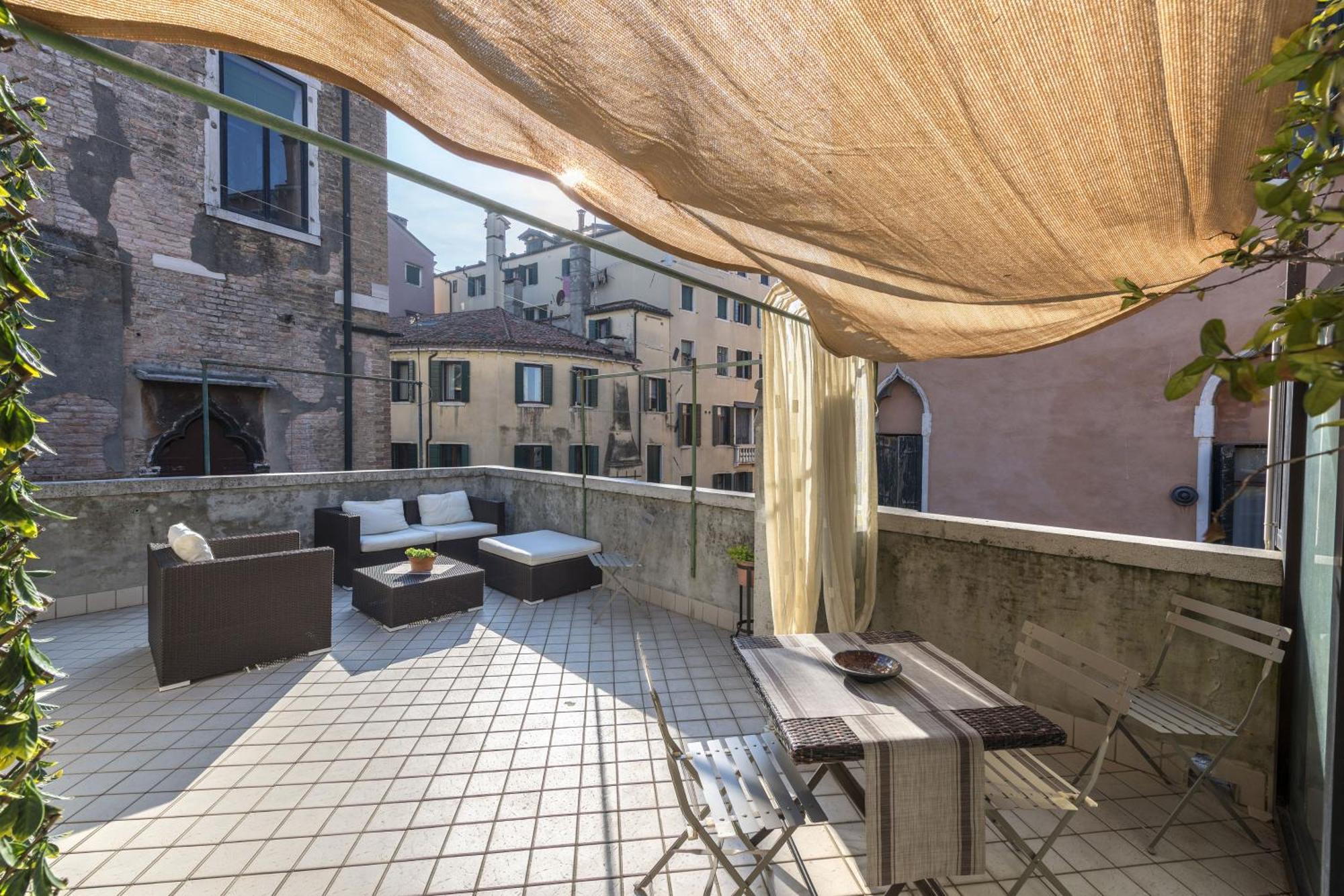 Tre Sestieri Terrace - Canal View 2024 Veneza Exterior foto